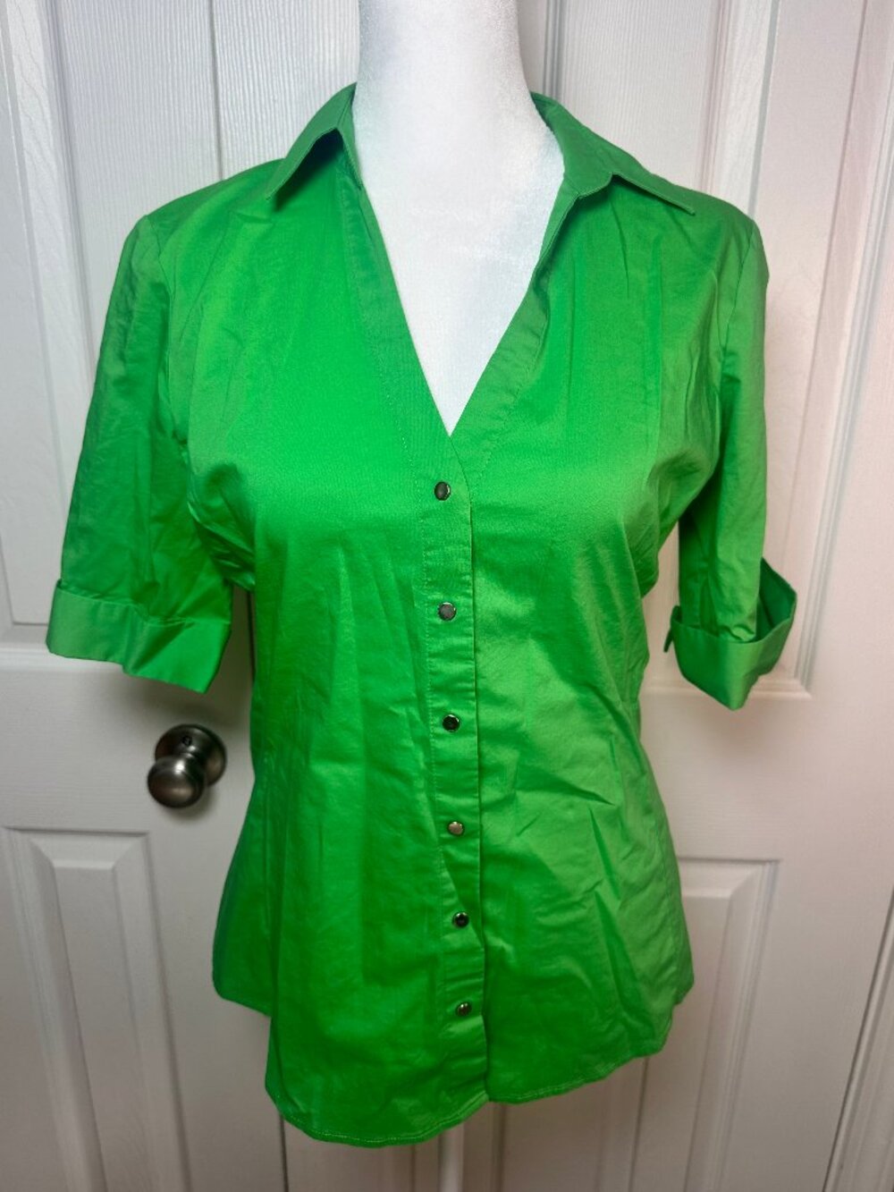 NY&Co Button Blouse Sz XS